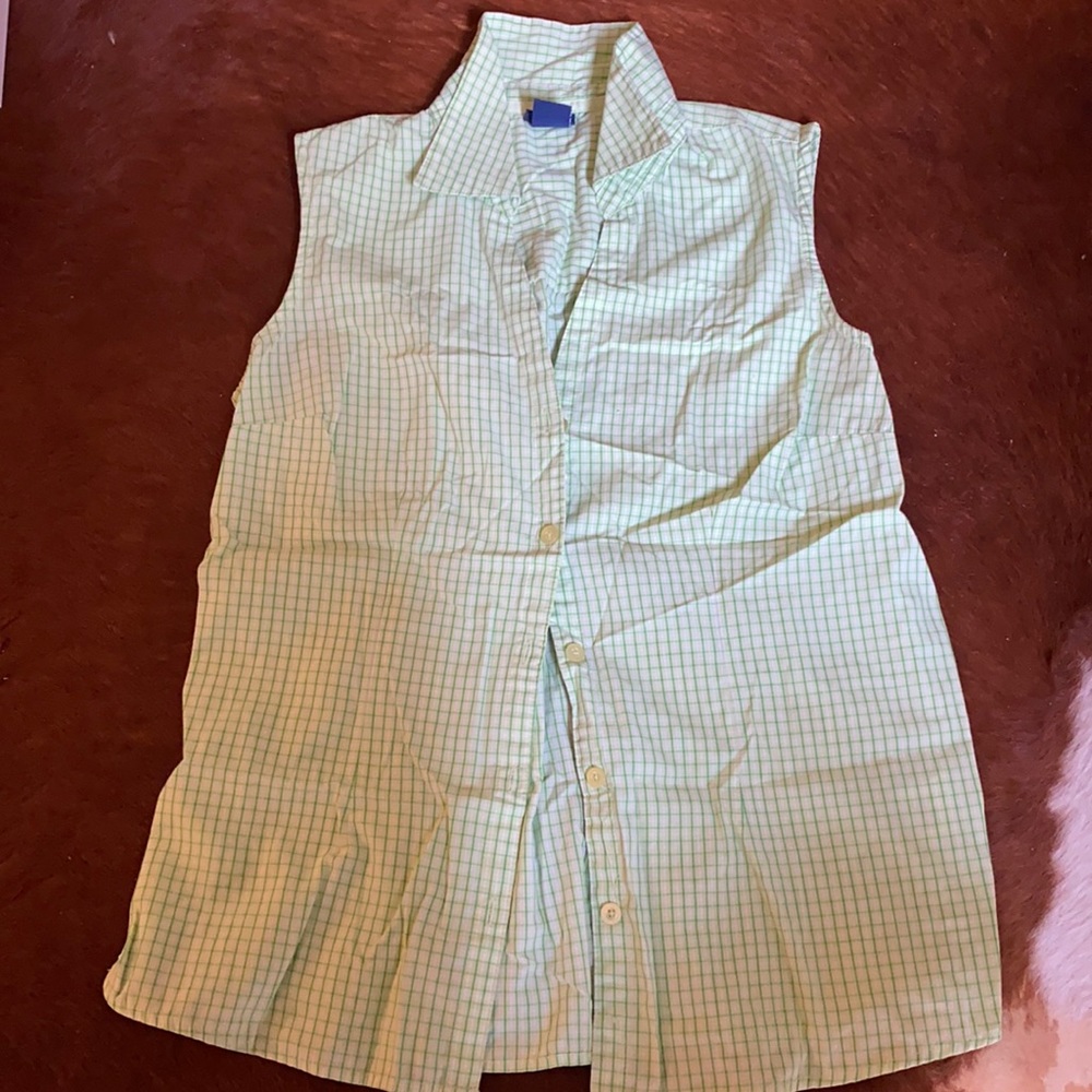 Button down gingham tank top!